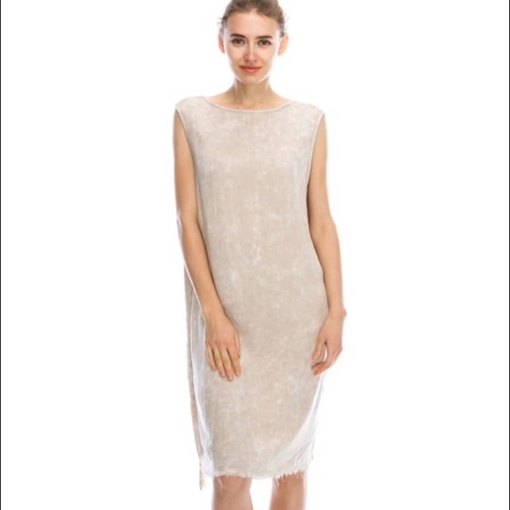 Raw Edge Midi Dress - Picture 8 of 8