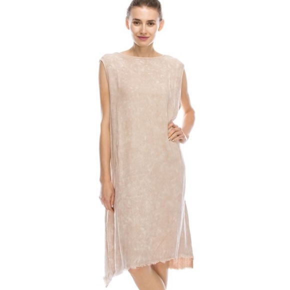 Raw Edge Midi Dress - Picture 7 of 8