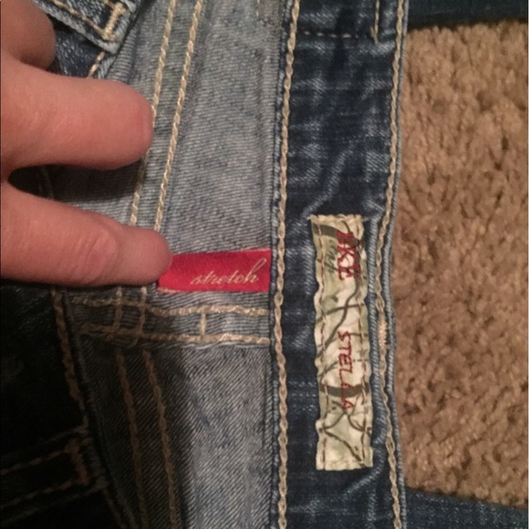 Bke Capris - Picture 3 of 4