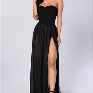 FASHION NOVA ✨ Black Strapless Maxi Dress
