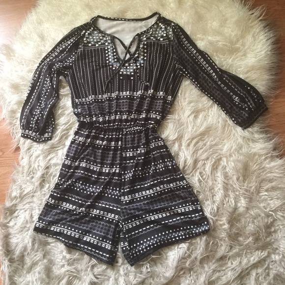Gorgeous elegant romper us M - Picture 5 of 8