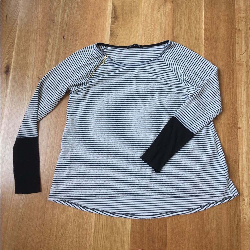 Black and white stripped sweater