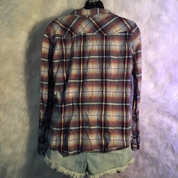 Grunge Plaid Button Up Flannel - Picture 2 of 4