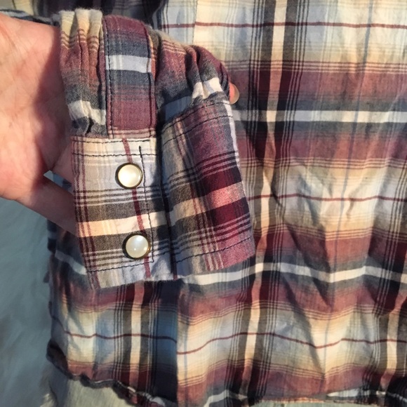 Grunge Plaid Button Up Flannel - Picture 4 of 4
