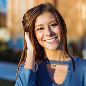 Meet your Posher, Kelsy