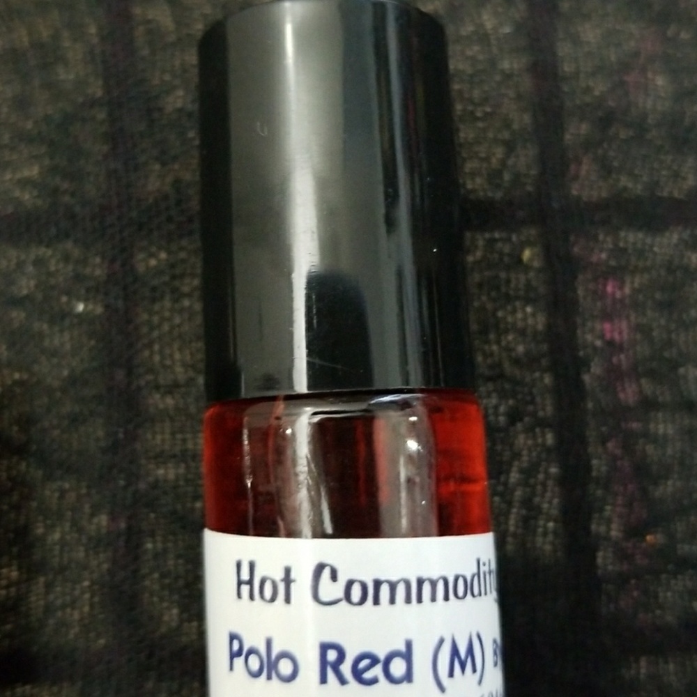 MEN BODYOILS - Picture 3 of 3