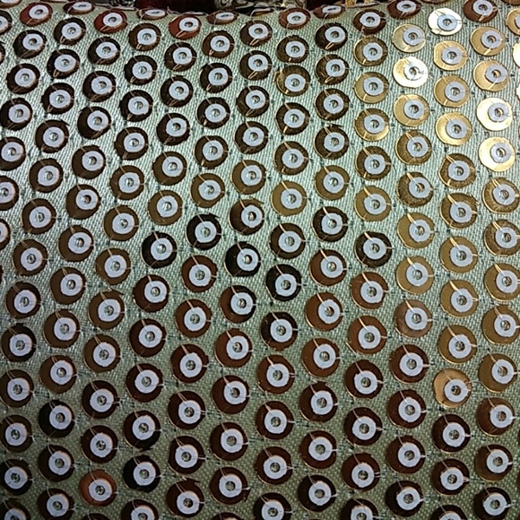 Purses - Picture 5 of 5