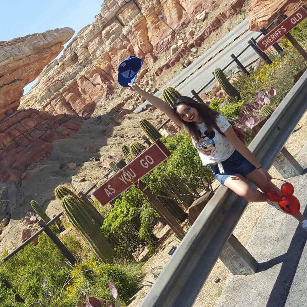 Meet your Posher, Aileen