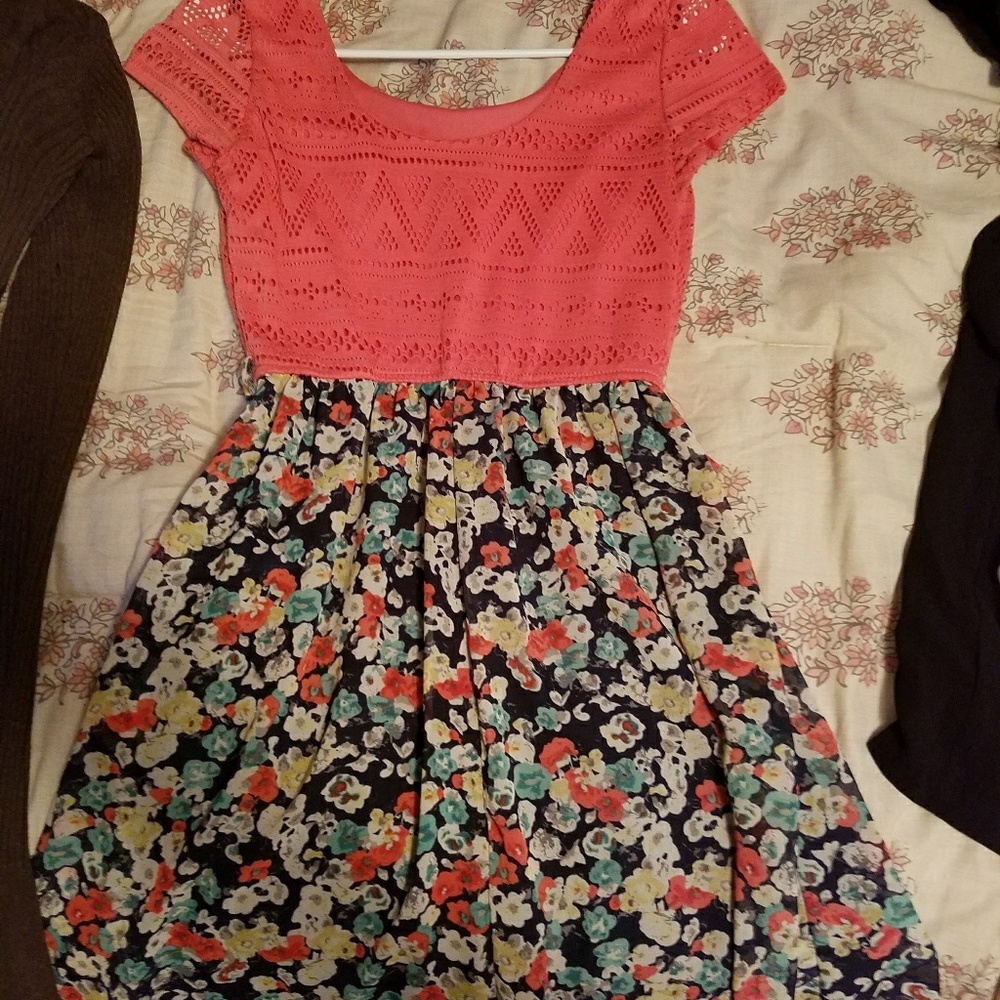 Juniors floral dress