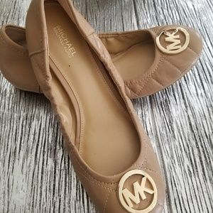Michael kors flats