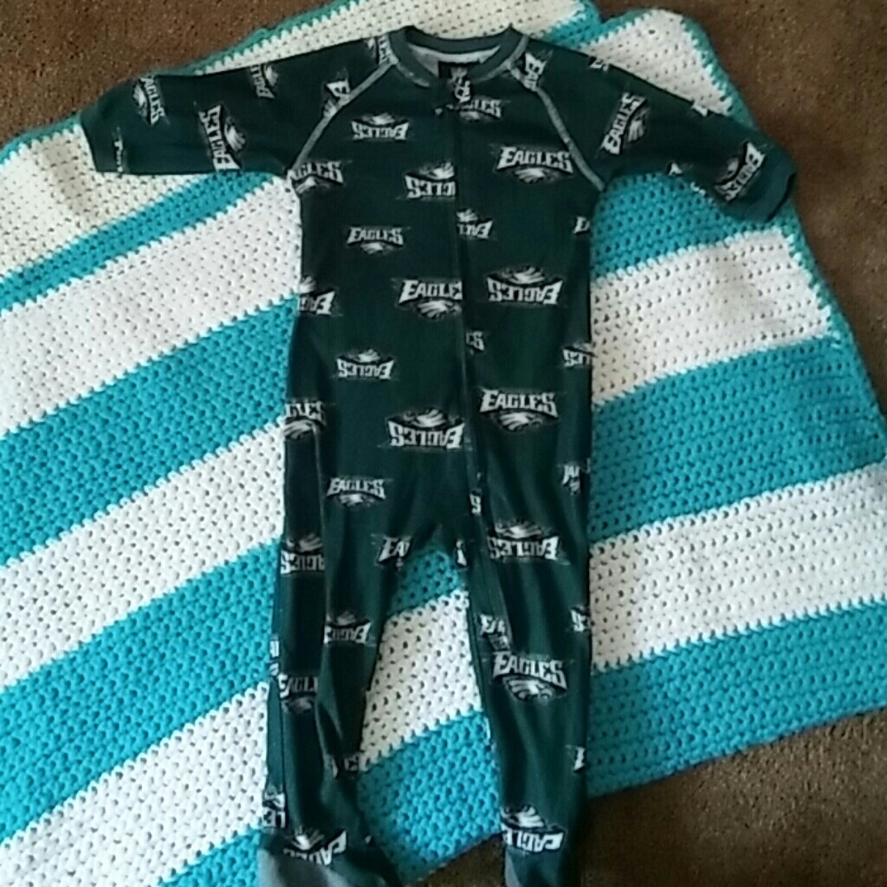 Eagles baby sleeper