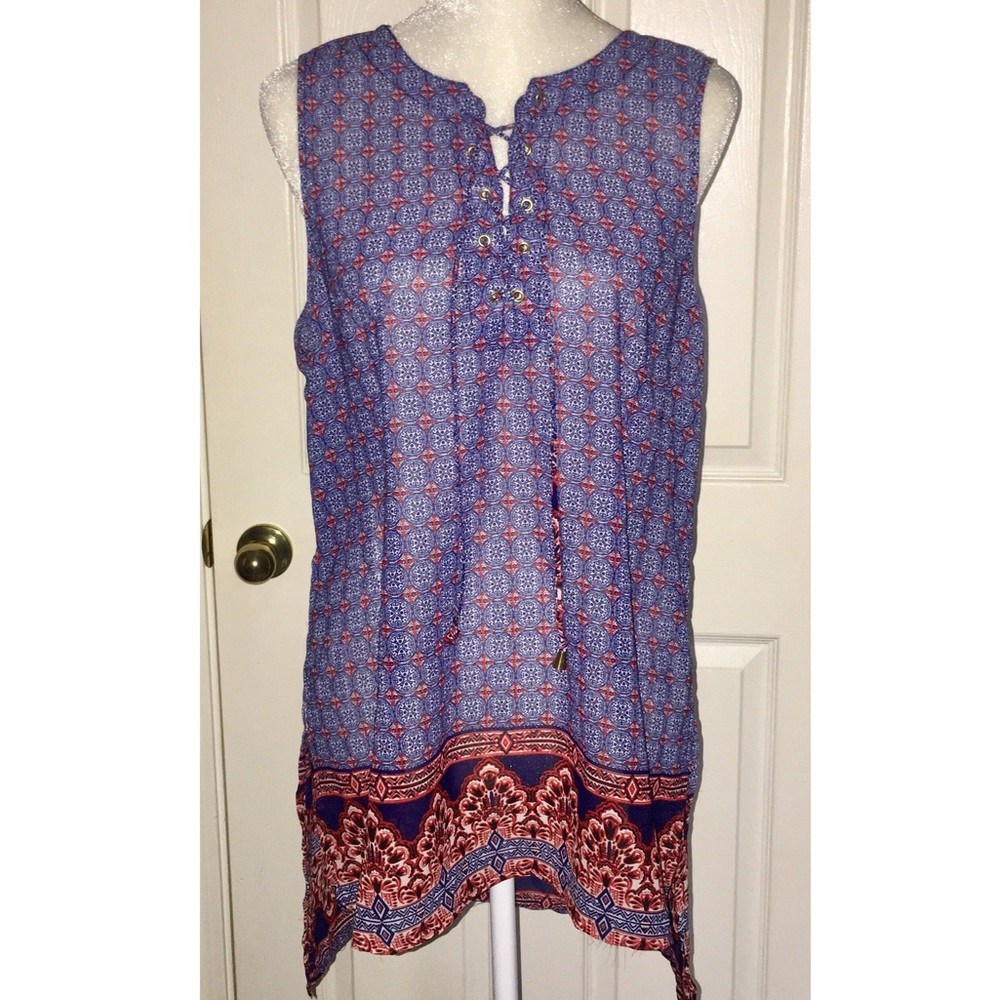 Loose Fitted Criss-Cross Front Sheer Tanktop!