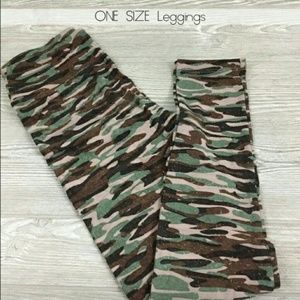 OS Camo Lularoe Leggings NWOT