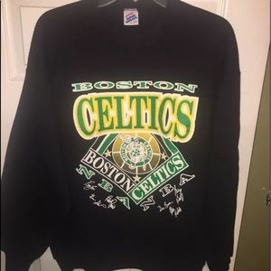 Vintage 90's Boston Celtic Crewneck