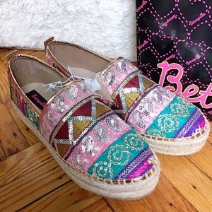 🆕Betseyville sequin embroidered espadrille NWB