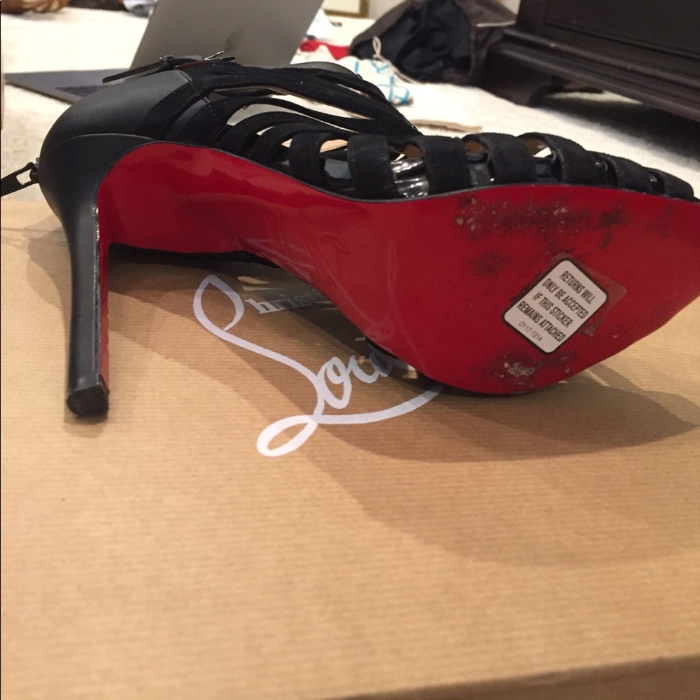 ❌SOLD❌Christian Louboutin Karina Bootie - Picture 2 of 5