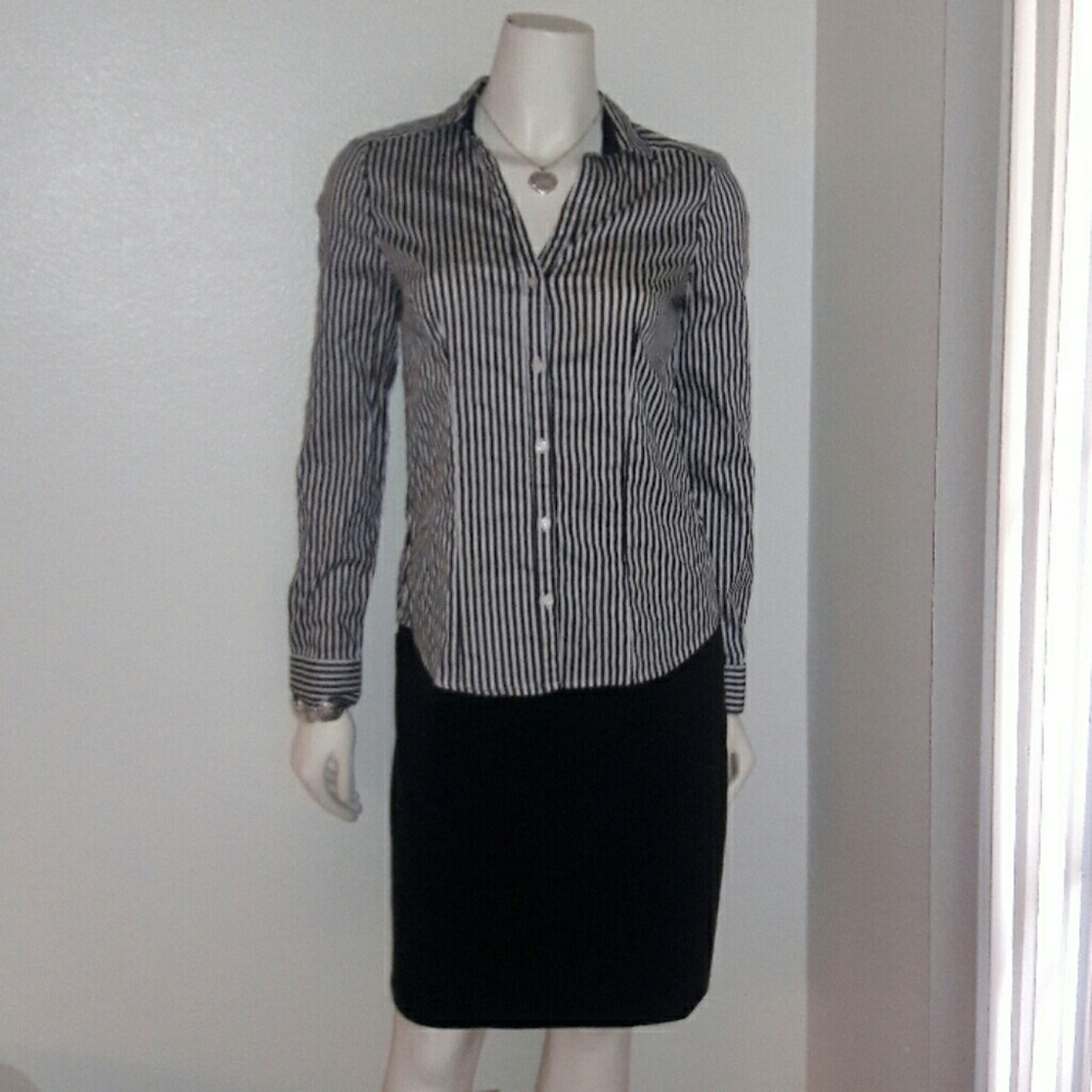 H&M pleated button up top