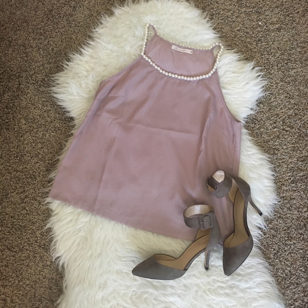 Pearl trim Top