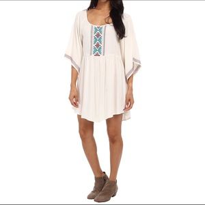 Roxy Sunset City 2 - tribal white sleeved dress