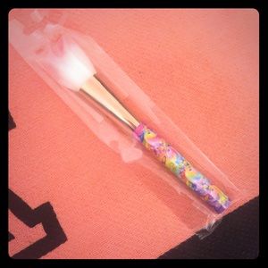 Lisa Frank angle brush