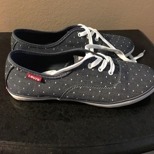 Brand new Levi's tennis shoes
