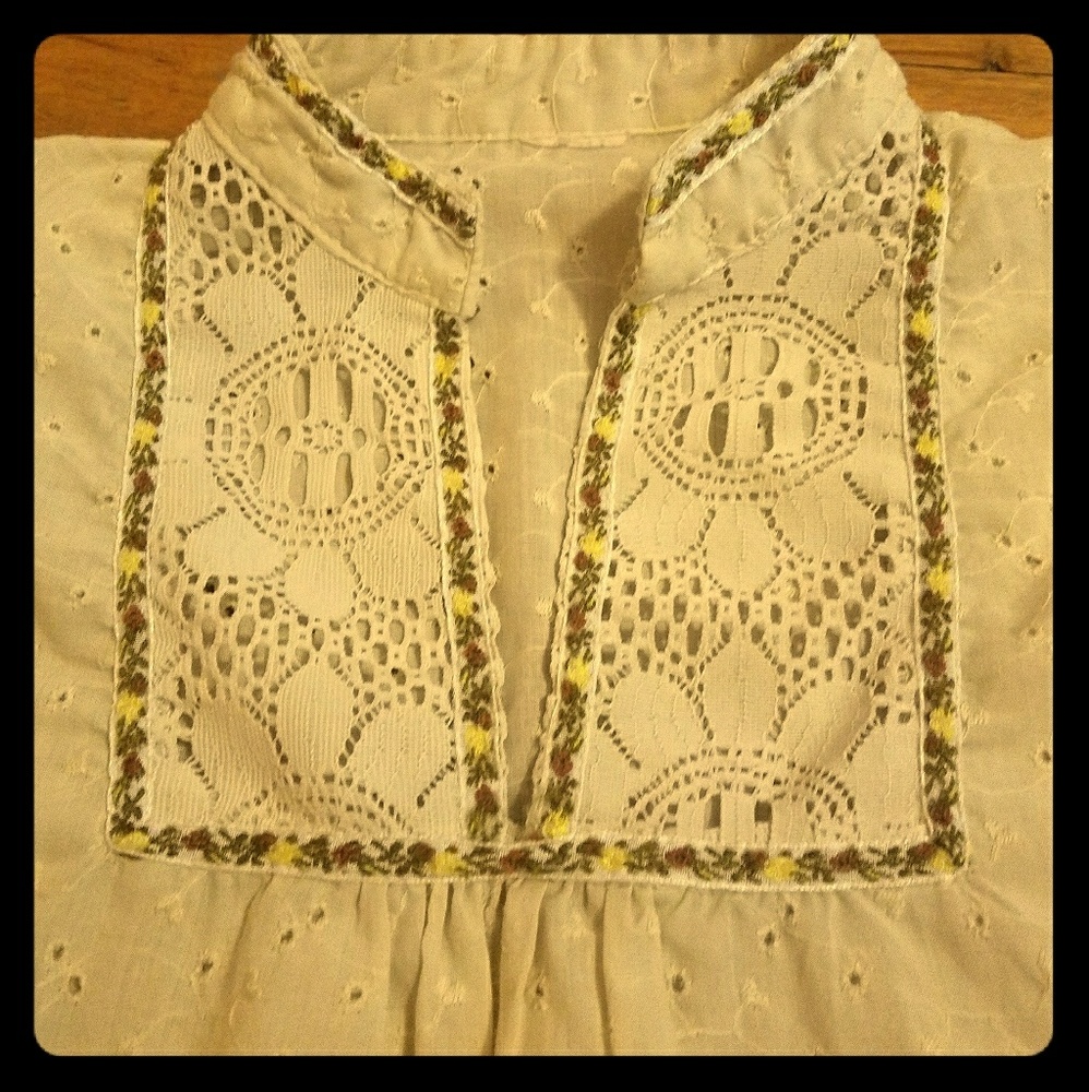 1960/1970s hippie bell sleeve top