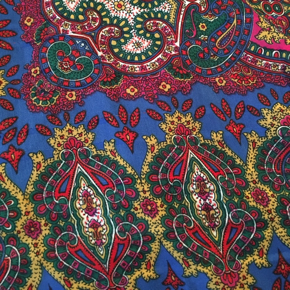 Beautiful scarf - Picture 3 of 3