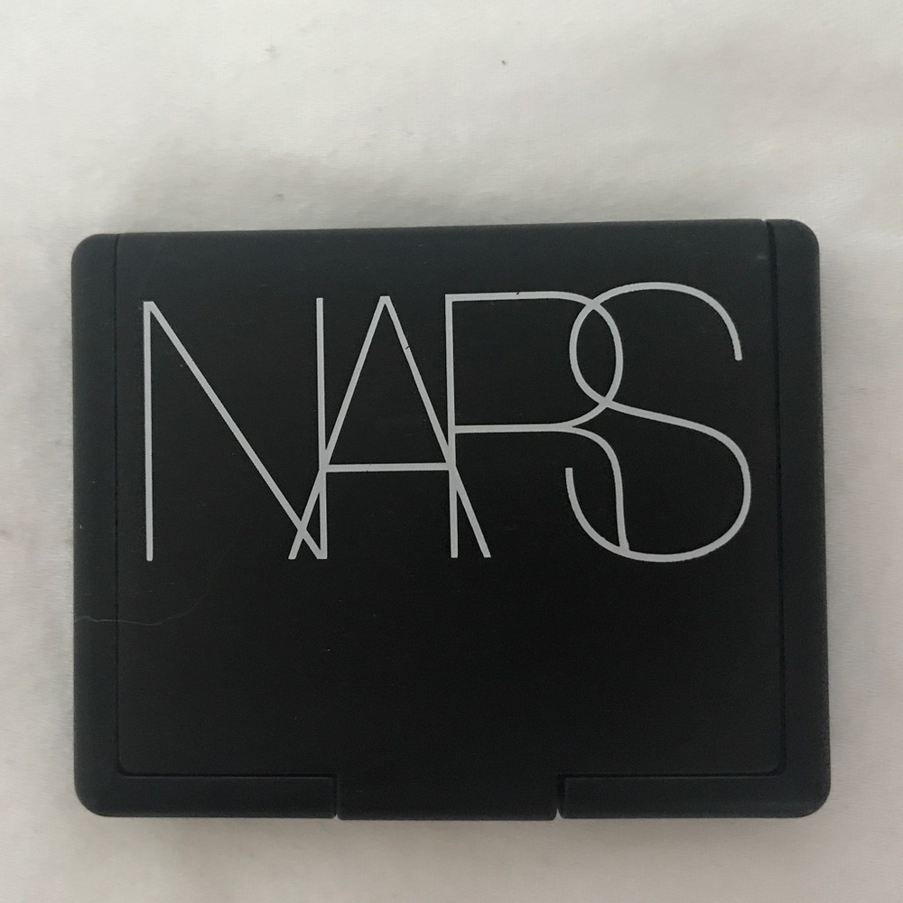 NARS blush Douceur