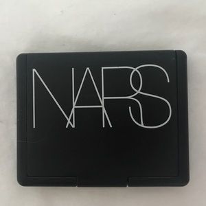 NARS blush Douceur