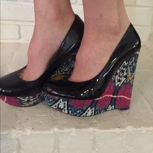 Round Toe Wedge