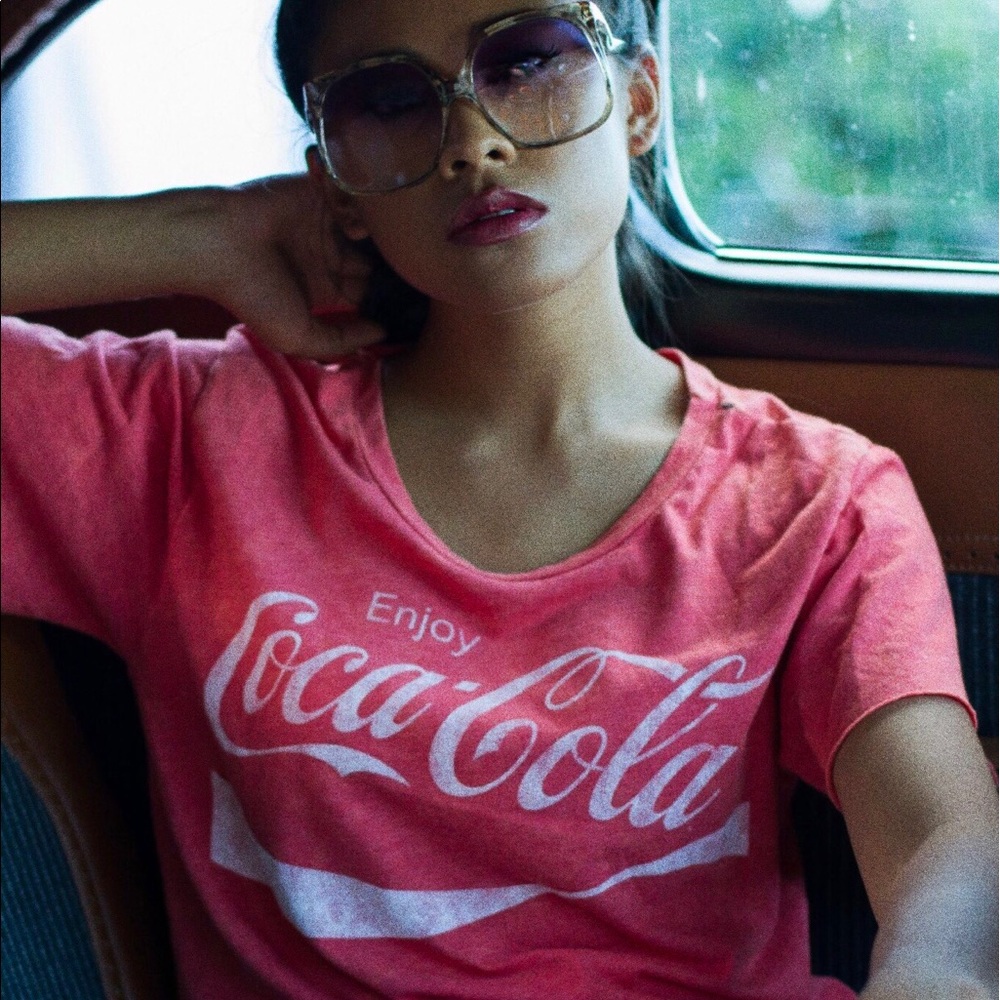 🥤Coca Cola Tee Vintage style (see info for fit)🥤