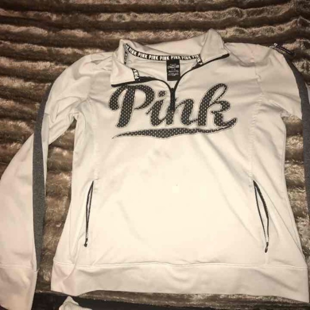 PINK hoodie!!