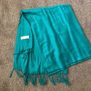 Teal scarf