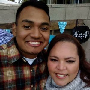 Meet your Posher, Mona