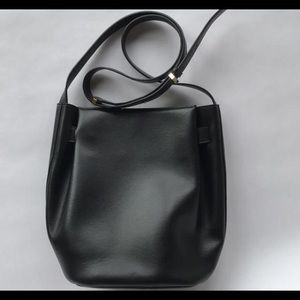 Cuyana Structured Cinch Black Cross Body Bag