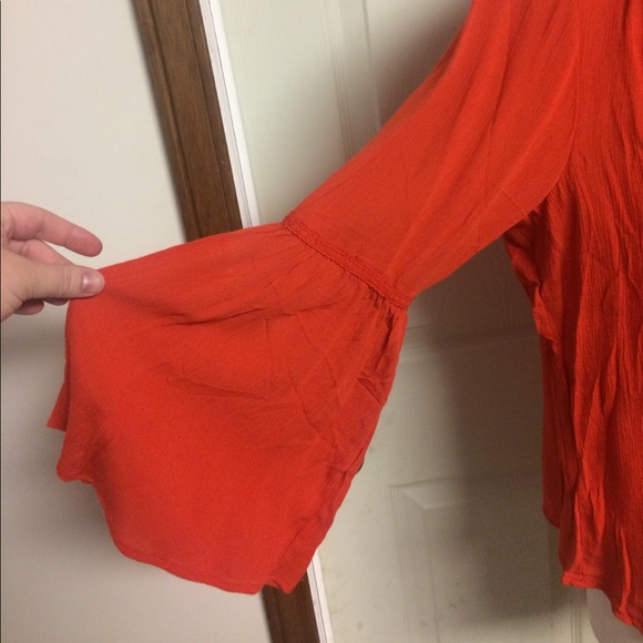 Shirt - Picture 3 of 4