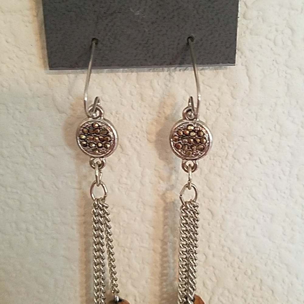 Earrings - Picture 2 of 5