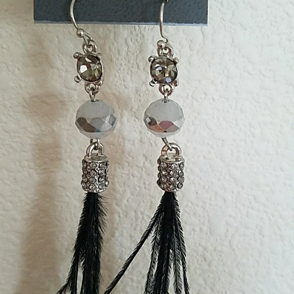 Earrings - Picture 2 of 3