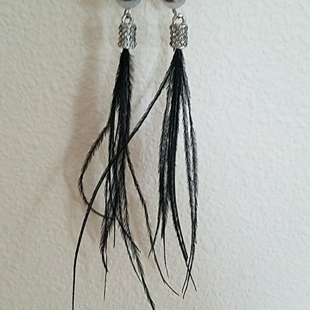 Earrings - Picture 3 of 3