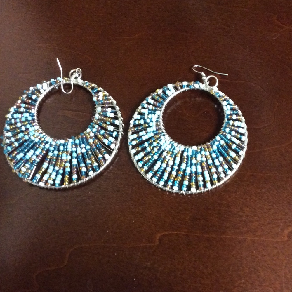 Pierced earrings - Picture 2 of 2
