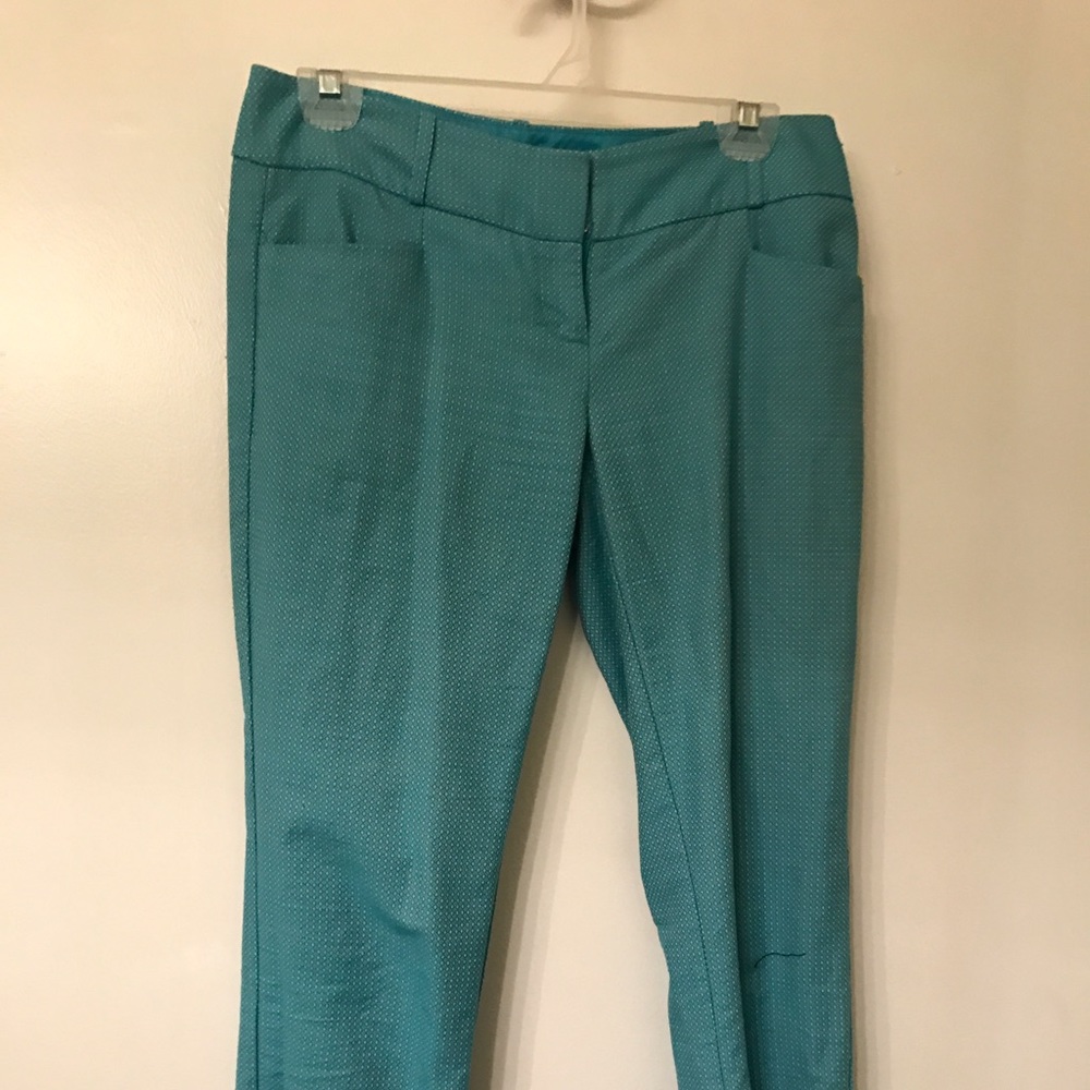 The Limited capris, size 2