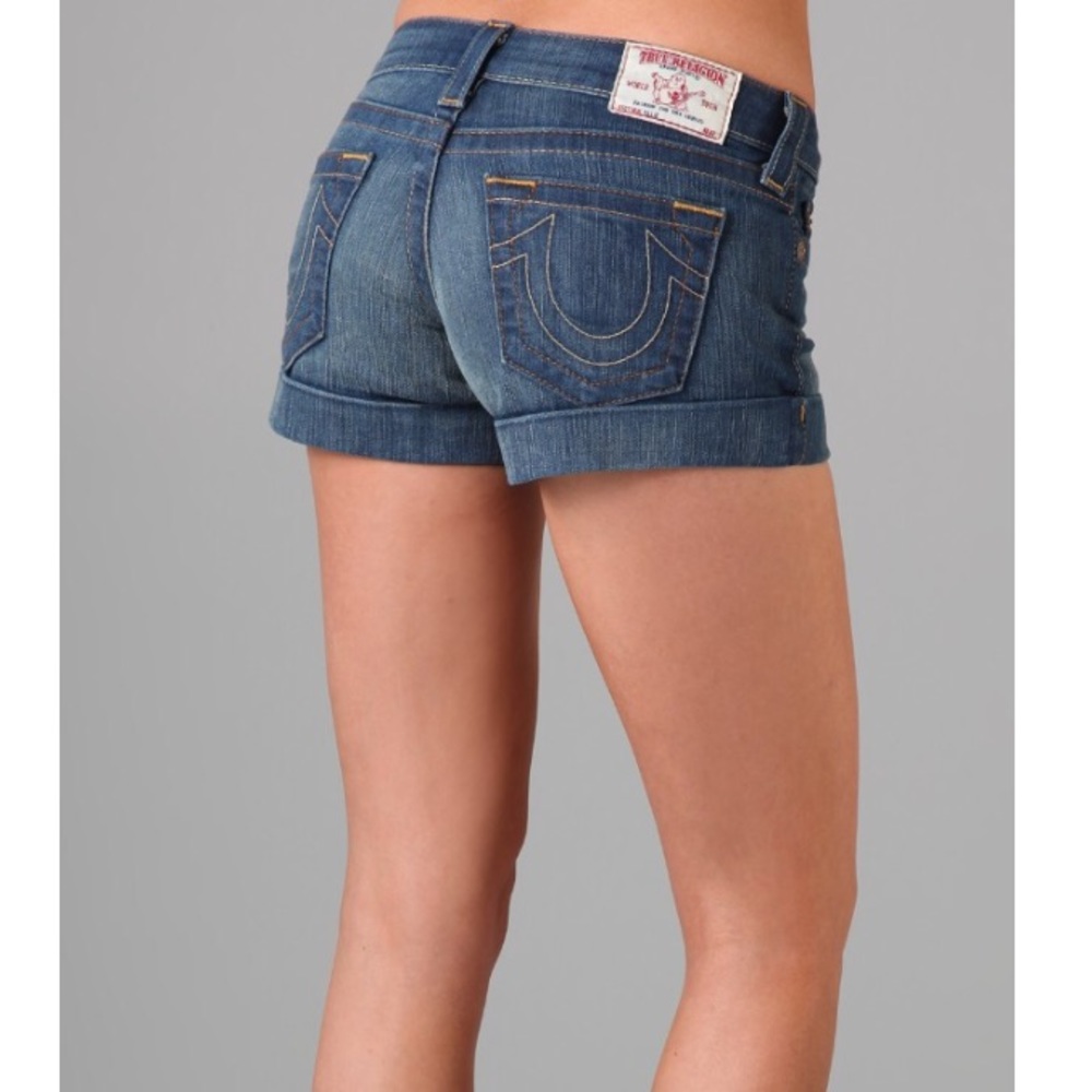 True Religion Allie shorts 27 SOLD