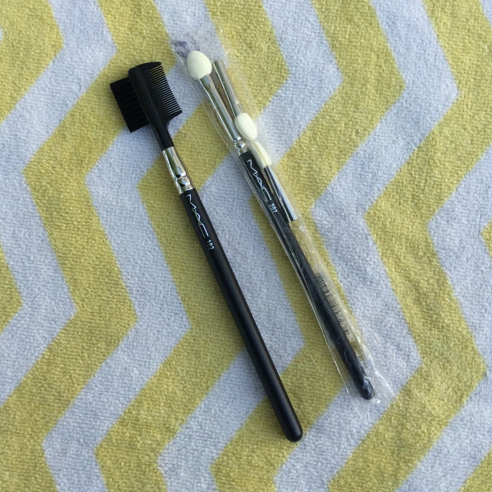 M•A•C Cosmetics Brushes 102 & 202🖌🖌