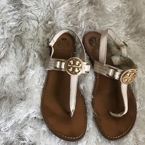 Tory Burch Flat thongs size 7.5