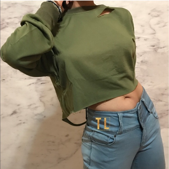 Distressed hollow khaki olive crop long sleeve top - Picture 2 of 3