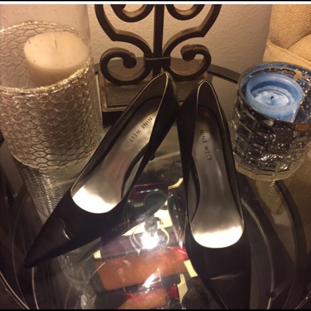 Nine West Pointed Heel