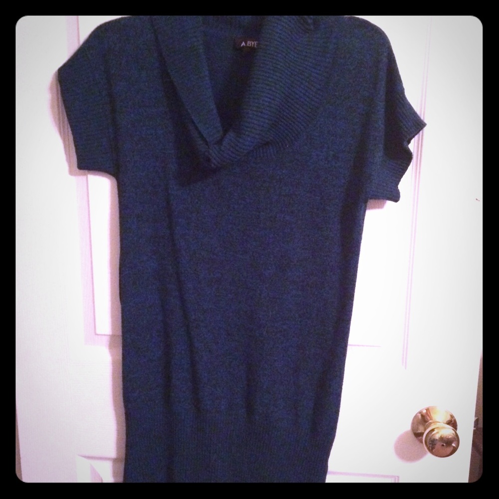 A. Byer Long Teal Tunic Sweater - Size Medium