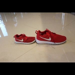 Red Nike Roshes