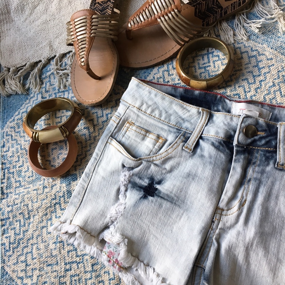  stretch denim shorts sz 26, 27, S, 0, 2