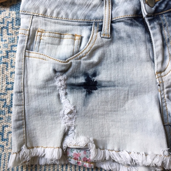  stretch denim shorts sz 26, 27, S, 0, 2 - Picture 3 of 4